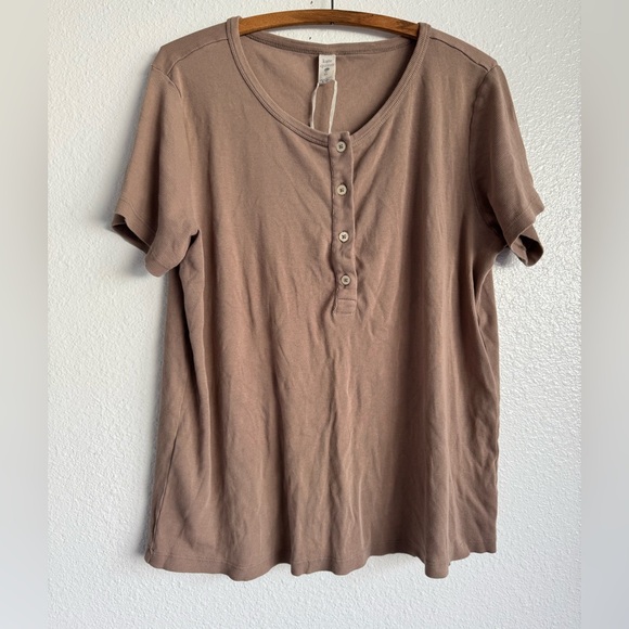 Katie Quinn Organic Cotton Ribbed Henley Tee Tan 3/4 Button NWOT Women’s Size XL - Picture 5 of 10